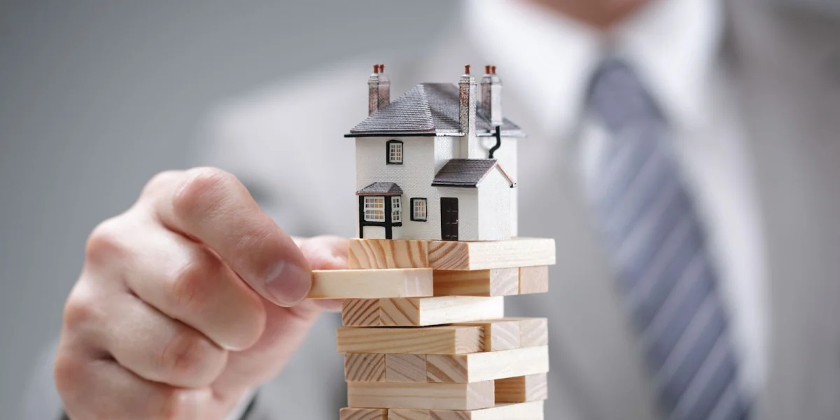 Real Estate Investing Risks: Manage Them and Maximize Returns